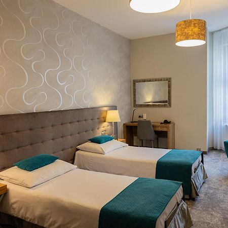 Tulip Hotels - Wroclaw Patio Ngoại thất bức ảnh