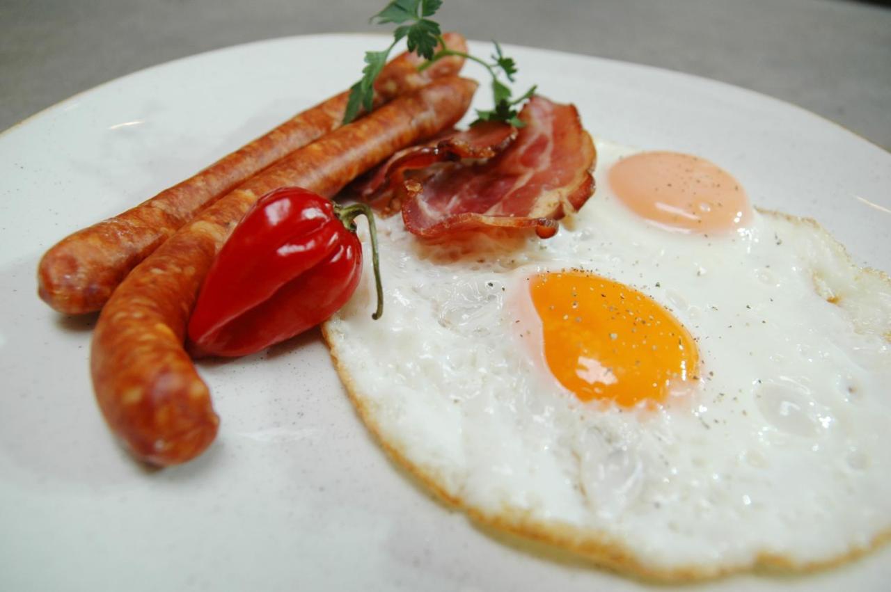 Tulip Hotels - Wroclaw Patio Ngoại thất bức ảnh