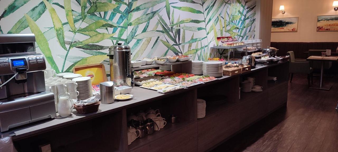 Tulip Hotels - Wroclaw Patio Ngoại thất bức ảnh