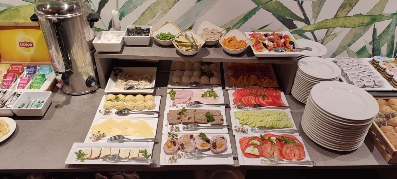 Tulip Hotels - Wroclaw Patio Ngoại thất bức ảnh