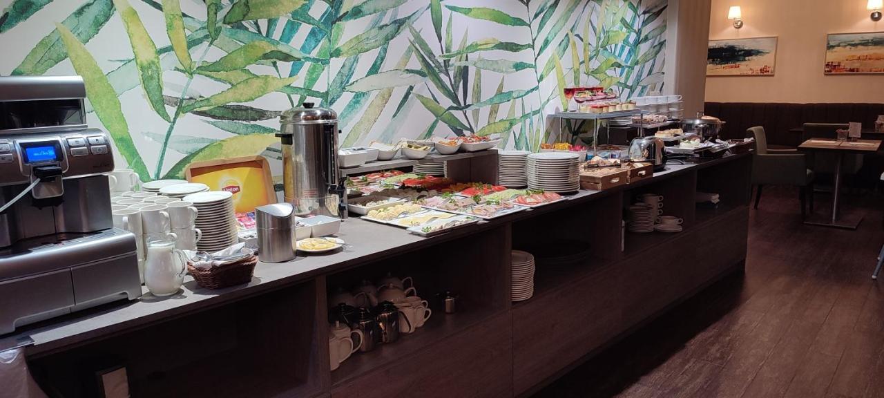 Tulip Hotels - Wroclaw Patio Ngoại thất bức ảnh