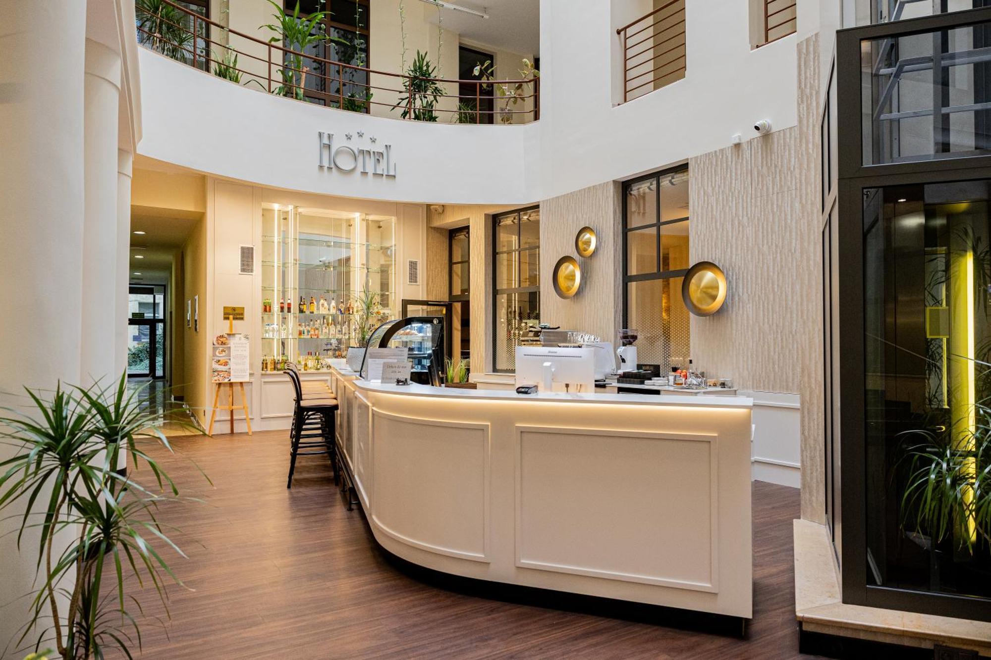Tulip Hotels - Wroclaw Patio Ngoại thất bức ảnh