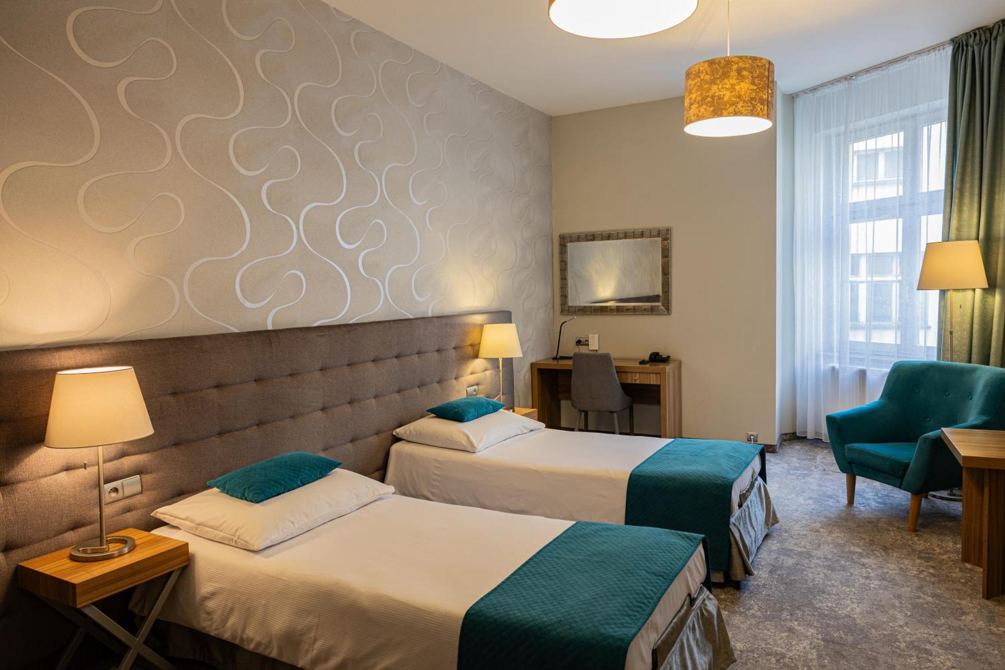 Tulip Hotels - Wroclaw Patio Ngoại thất bức ảnh