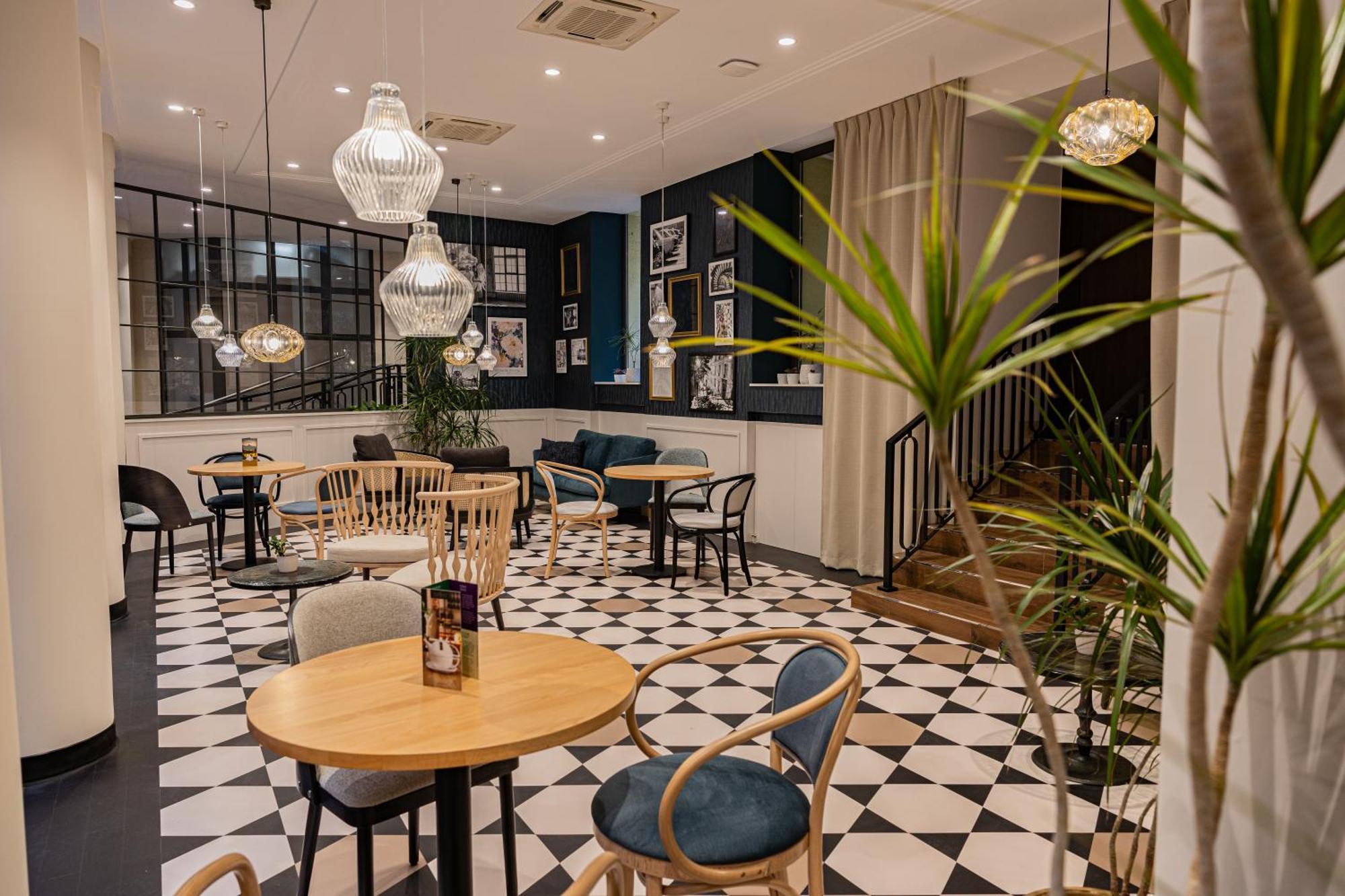 Tulip Hotels - Wroclaw Patio Ngoại thất bức ảnh