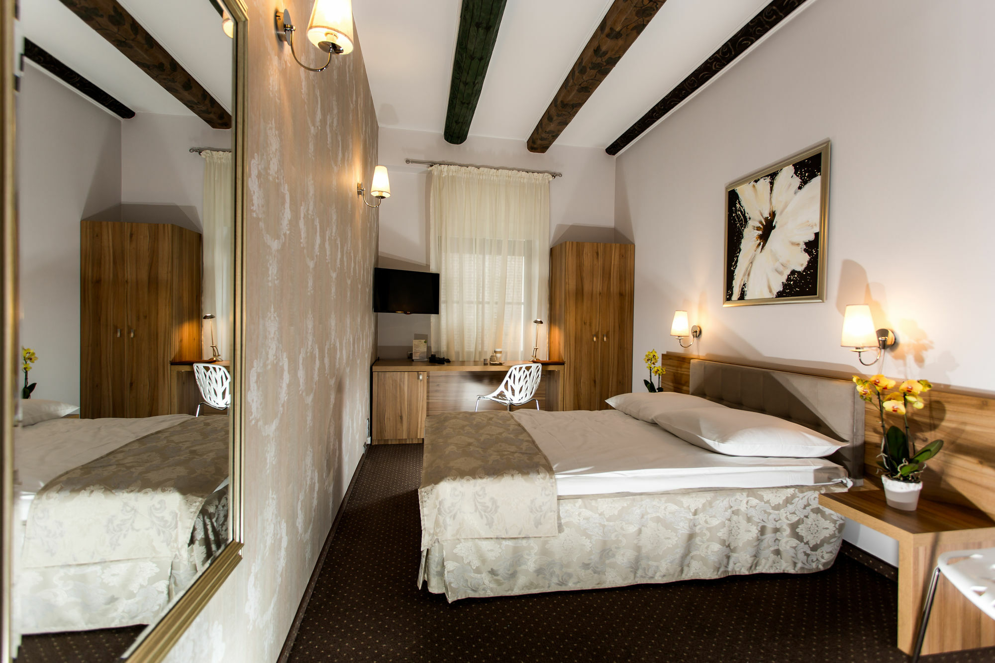 Tulip Hotels - Wroclaw Patio Ngoại thất bức ảnh